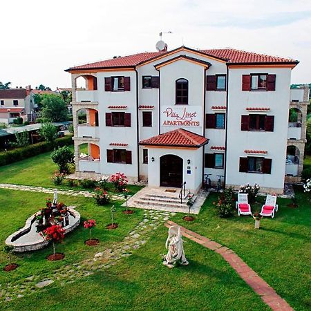 Villa Linet Funtana Ngoại thất bức ảnh