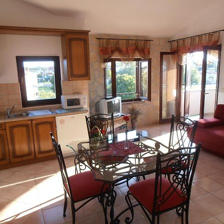 Villa Linet Funtana Ngoại thất bức ảnh