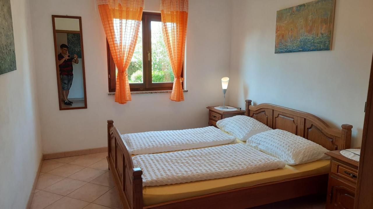 Villa Linet Funtana Ngoại thất bức ảnh