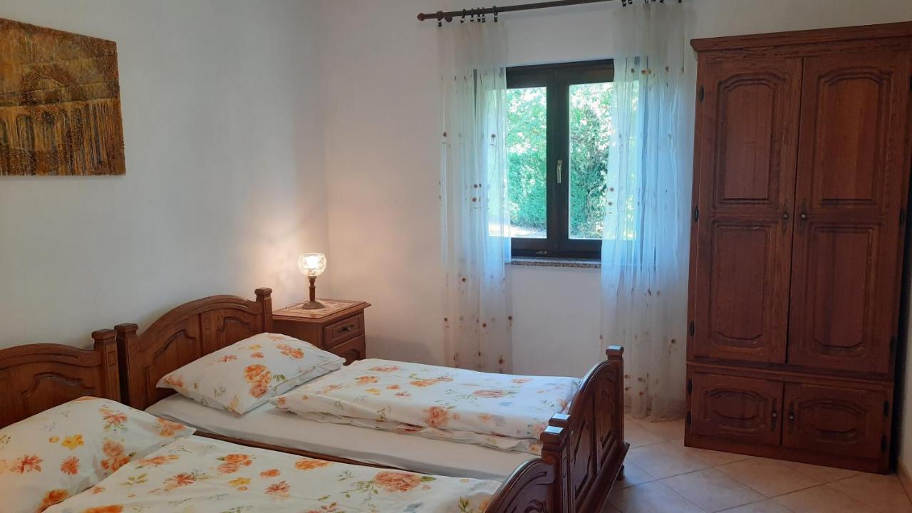 Villa Linet Funtana Ngoại thất bức ảnh