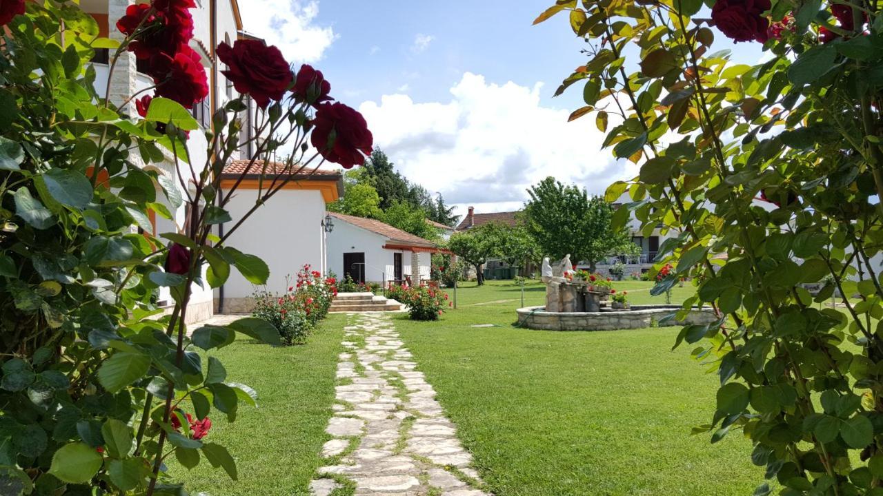 Villa Linet Funtana Ngoại thất bức ảnh